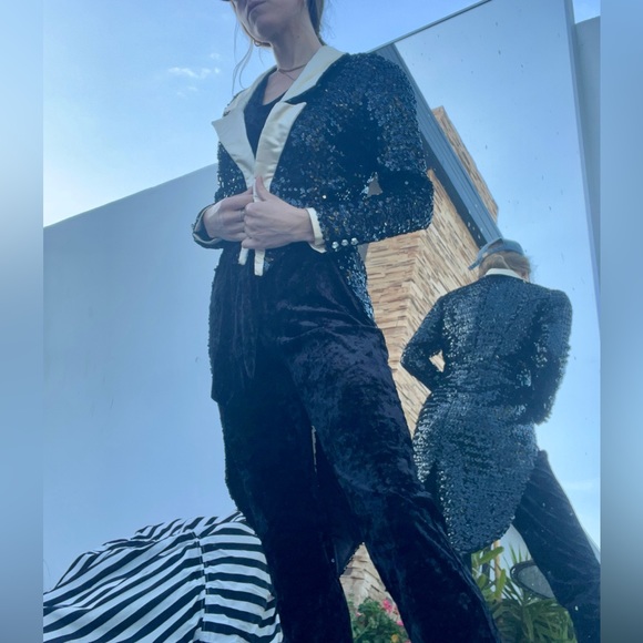 VTG Black Sequin Ringleader Jacket - Picture 12 of 13